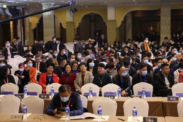 中国农产品流通经纪人协会三届二次会员代表大会 搭建产销桥梁，激活中介新动能